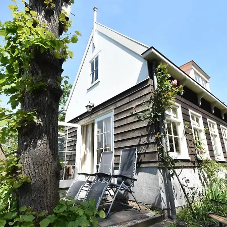 Charming House In The Center Of Hébergement de vacances *