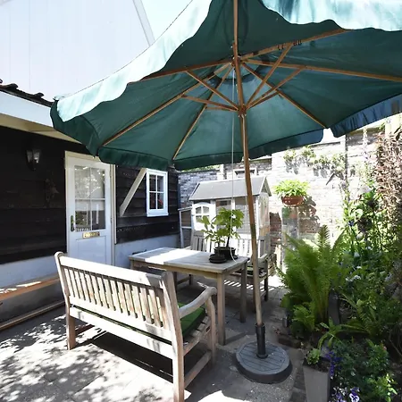 Serene Getaway In Tatil Evi *