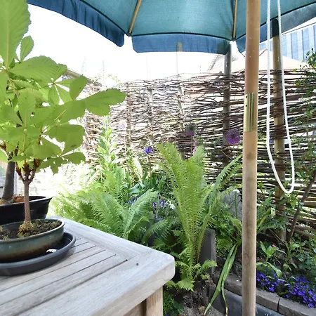 Serene Getaway In * אדם